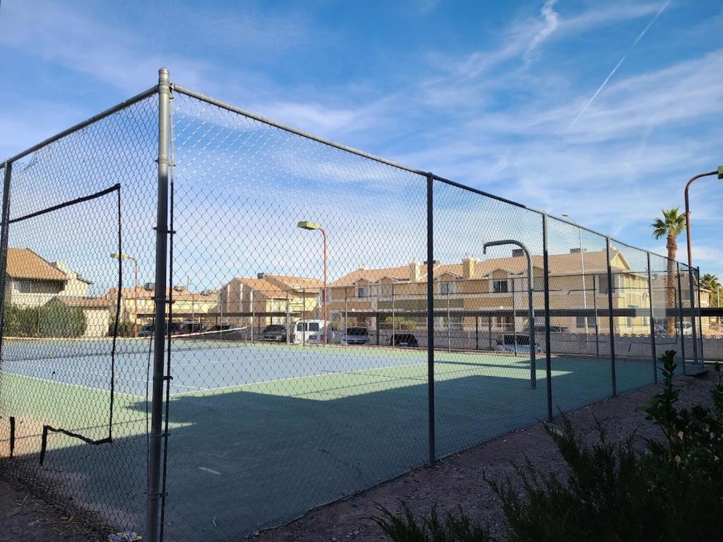 2Bed 1 Bath Condo Near Nellis Afb & The Strip Las Vegas Exterior photo